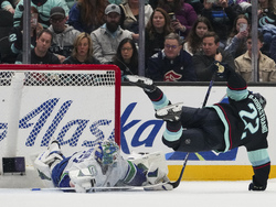 Canucks Kraken Hockey