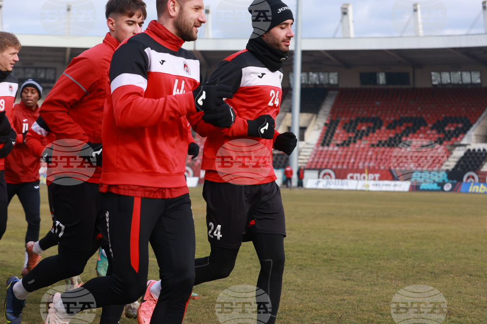 Футбол - Локомотив (София) - първа тренировка