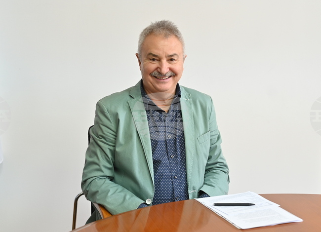 Монтана изпраща изключително успешна година и очаква добрите неща да продължат и през 2025 година, коментира кметът Златко Живков