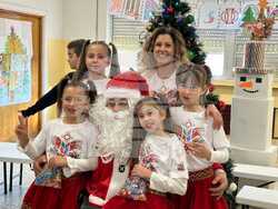 Коледно-новогодишните празници бяха отбелязани в училище „Бачо Киро” в Алкоркон, Испания