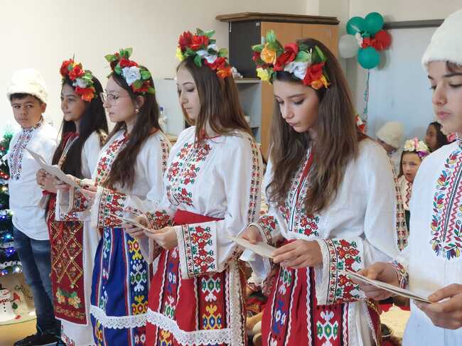 Коледно тържество се състоя в Българското неделно училище „Елин Пелин“ в Парла, Мадрид