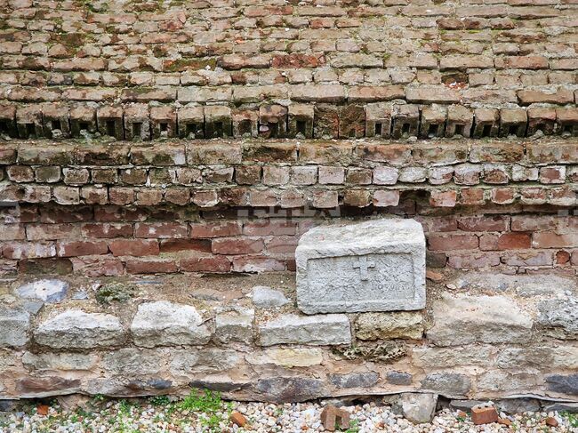 Разкопки за нова станция на метрото в Атина разкриха останки на сграда от 19-и век