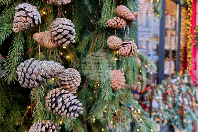 Българското неделно училище „Св. св. Кирил и Методий“ в Кувейт на 6 декември организира коледно тържество