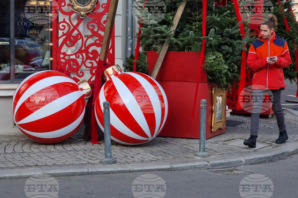 Румънците посрещат по-скъпа Коледа с по-скромни подаръци