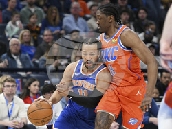 Knicks Thunder Basketball