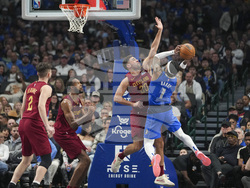 Cavaliers Mavericks Basketball