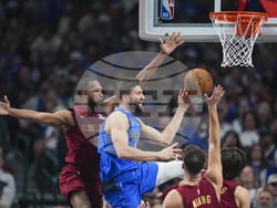 Cavaliers Mavericks Basketball