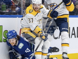 Predators Canucks Hockey