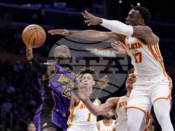 Hawks Lakers Basketball