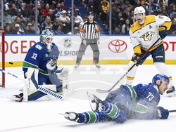 Predators Canucks Hockey