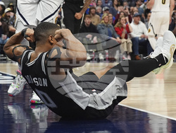 Spurs Nuggets Basketball