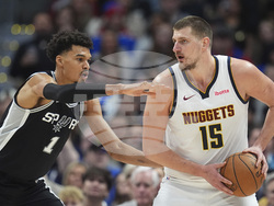Spurs Nuggets Basketball