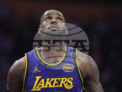 Hawks Lakers Basketball