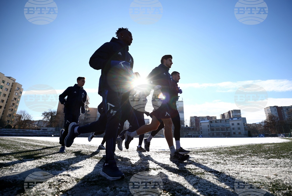 Футбол - ПФК „Левски“ - първа тренировка