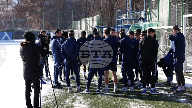 Левски ще започне зимната си подготовка на 4 януари, "сините" ще изиграят четири контроли в Турция и една в България