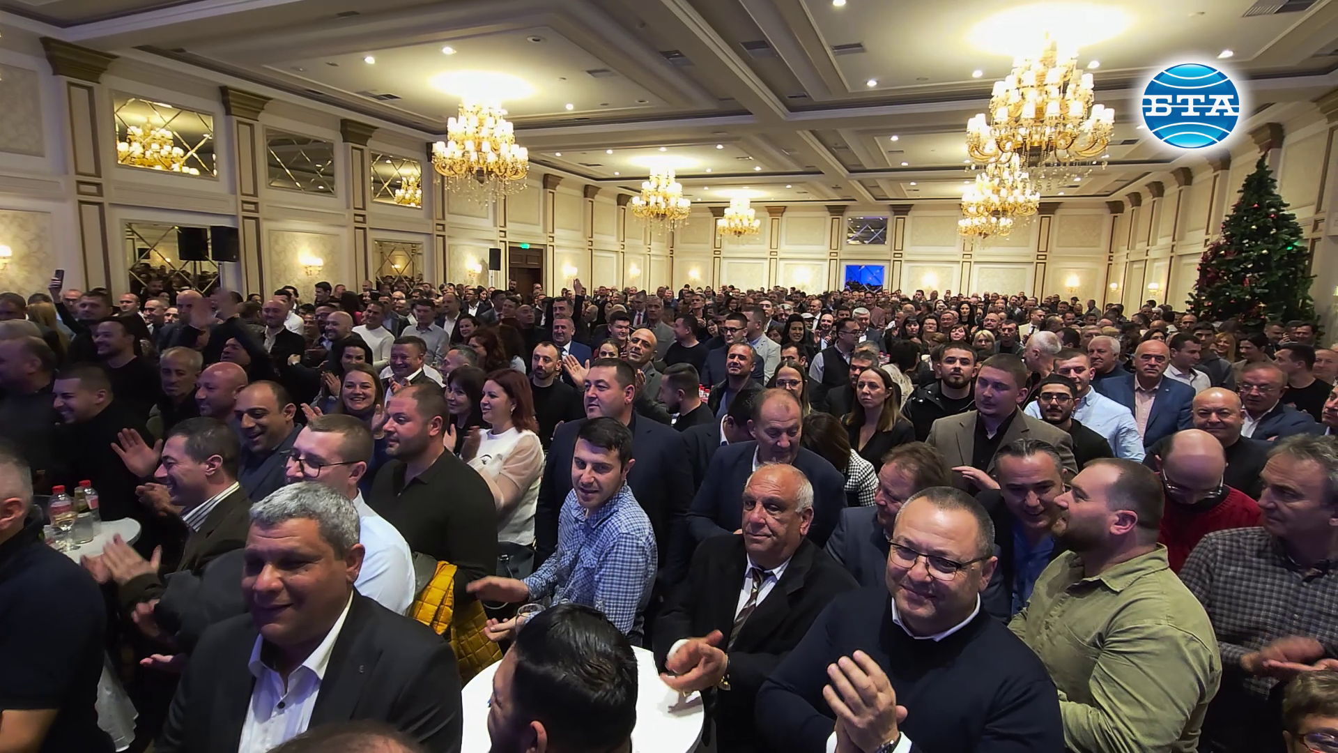  Членове и симпатизанти на ДПС от цялата страна отбелязаха 35-ата годишнина от създаването на партията