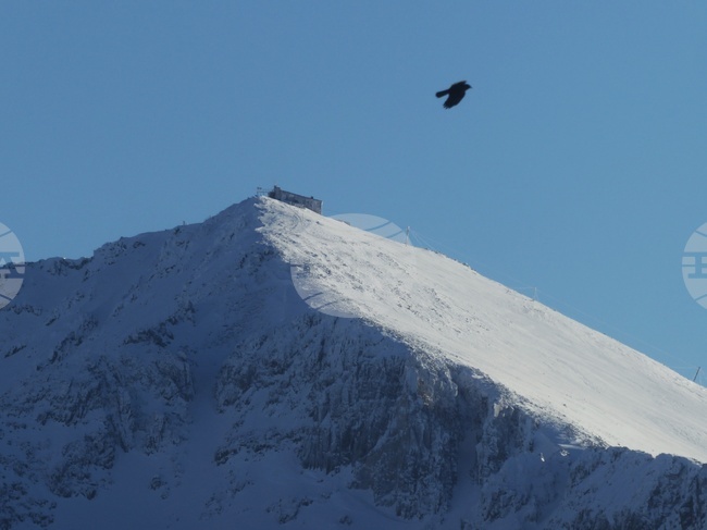 Good Mountain Hiking Conditions on Tuesday
