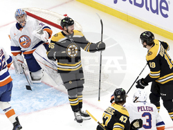 Islanders Bruins Hockey