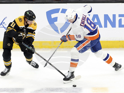 Islanders Bruins Hockey