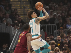 Hornets Cavaliers Basketball