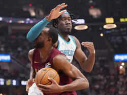 Hornets Cavaliers Basketball