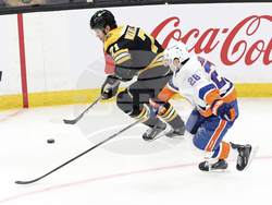 Islanders Bruins Hockey