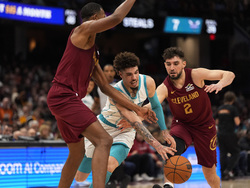 Hornets Cavaliers Basketball