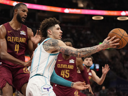 Hornets Cavaliers Basketball