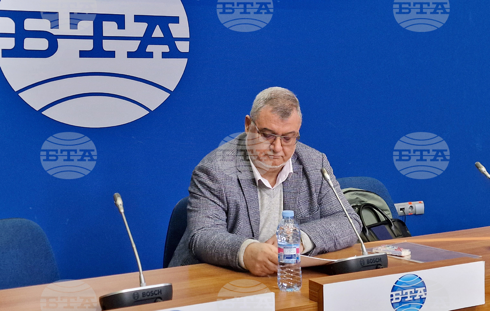 Национален пресклуб на БТА София - д-р Иван Славов пресконференция