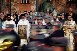 Йордановден - водосвет на бойните знамена
