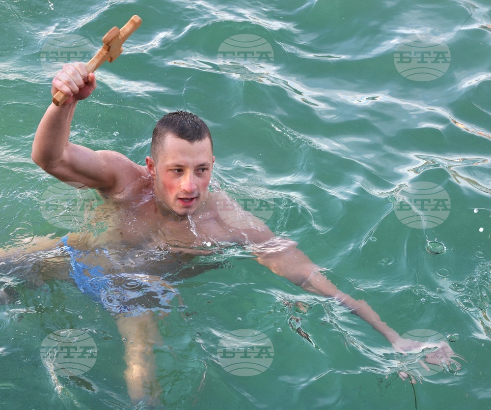 Варна - Богоявление - спасяване на кръста