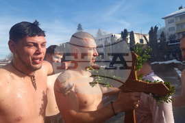Троян - Йордановден - кръст - ритуал