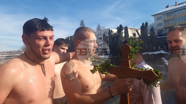 Троянци ще отбележат Йордановден с ритуал за спасяване на богоявленския кръст