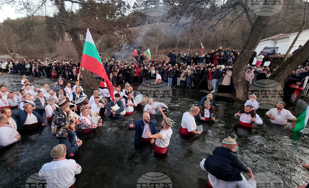 EPIPHANY - TRADITIONS - KALOFER