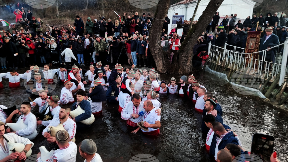 EPIPHANY - TRADITIONS - KALOFER