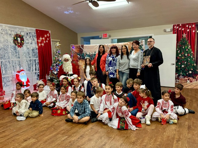Коледно тържество се състоя в училище „Аз съм българче“ в Орландо, Флорида 