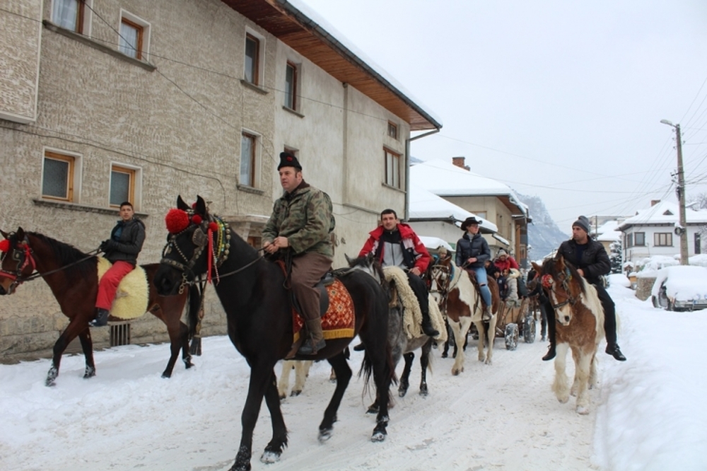 Конно шествие ще премине днес по улиците на Тетевен за Ивановден