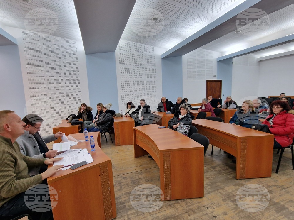 Варианти за приспадане на разходите на одобрените за саниране 15 жилищни сгради в Свищов са обсъдени на среща, организирана от Общината