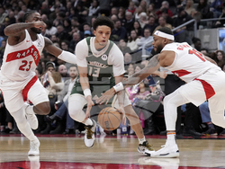 Bucks Raptors Basketball