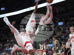 Bucks Raptors Basketball