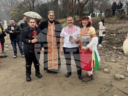 Фолклорна група „Нашенци“ в Милано отбеляза празниците Йордановден и Богоявление