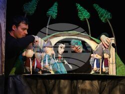 Бургас - Държавен куклен театър - "Снежанка и седемте джуджета" - генерална репетиция