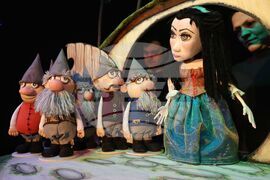Бургас - Държавен куклен театър - "Снежанка и седемте джуджета" - генерална репетиция
