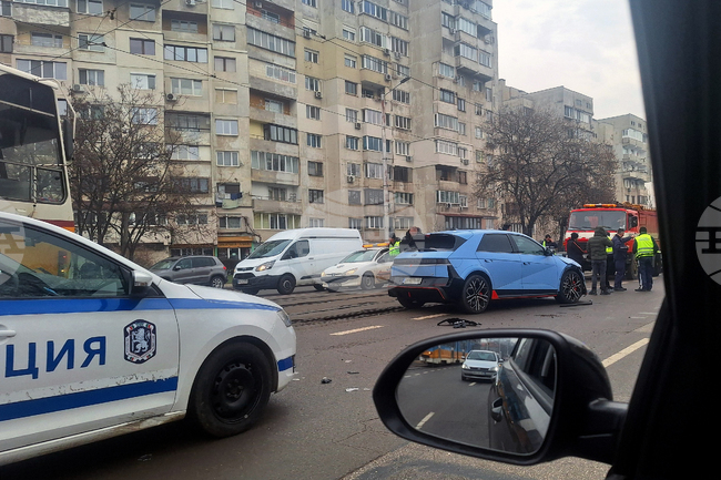 Двама са загинали в катастрофи през изминалото денонощие