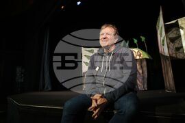 Бургас - Държавен куклен театър - "Снежанка и седемте джуджета" - среща с екипа