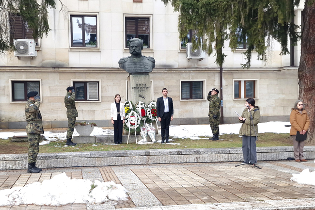 Десетки троянци се събраха, за да почетат 147-ата годишнина от битката за Троянския проход в Руско-турската освободителна война