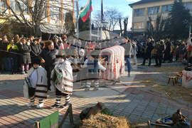 Тръстеник - Ивановден - „Кьорава кобила”