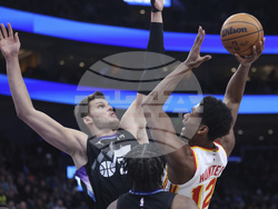 Hawks Jazz Basketball