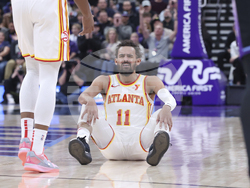 Hawks Jazz Basketball