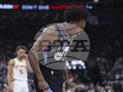 Hawks Jazz Basketball